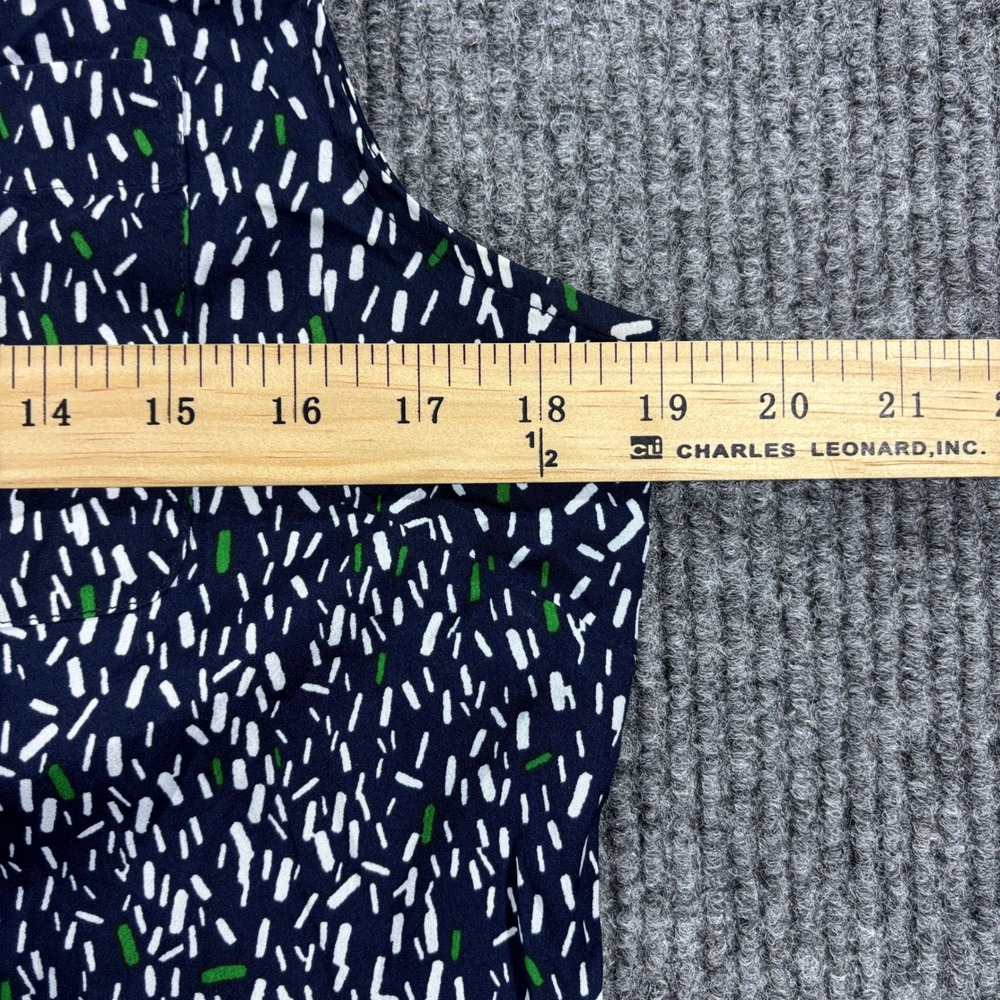 Banana Republic Sleeveless Blouse Womens Medium Navy Blue Dash Print Epaulettes - Picture 11 of 12